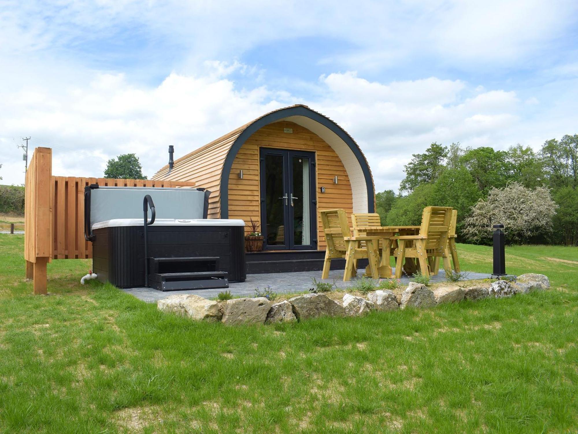Villa Efyrnwy Pod Vip à Llanfyllin Extérieur photo